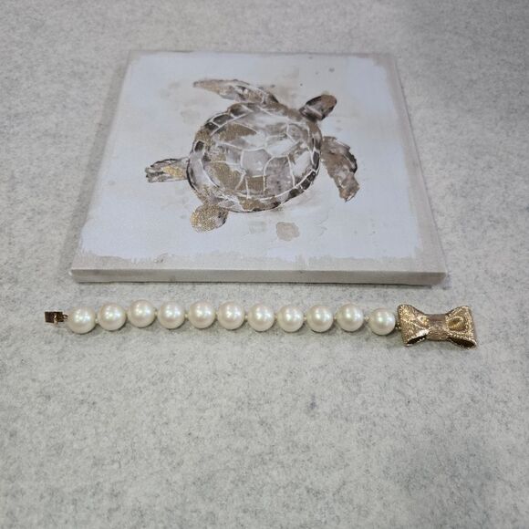 🐢 Kate Spade Gold Bow + Pearl Bracelet 🥰🥰😍 - Picture 5 of 13